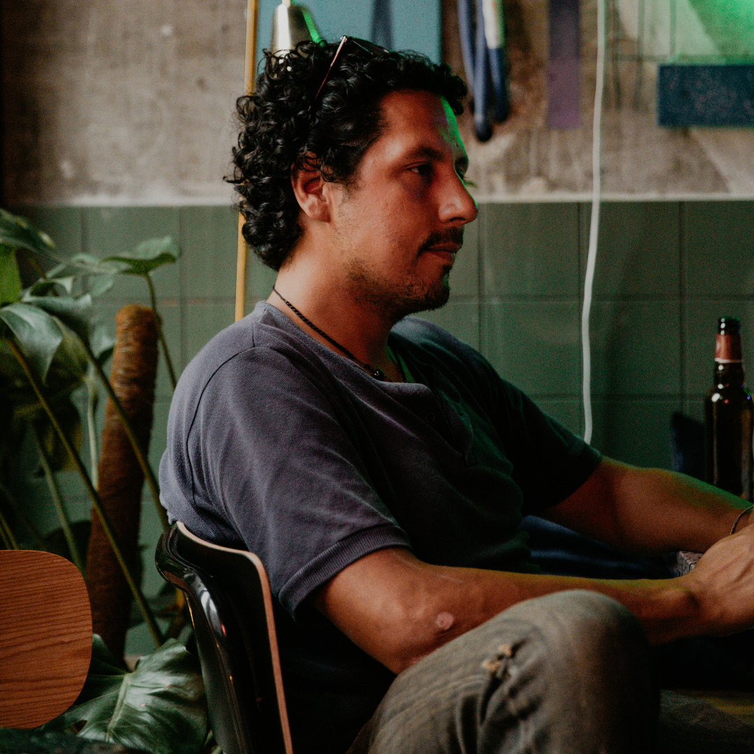 Richard Kappel seated in conversation